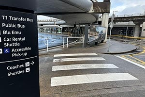 Minibuses at the Horseshoe / Coaches at T2